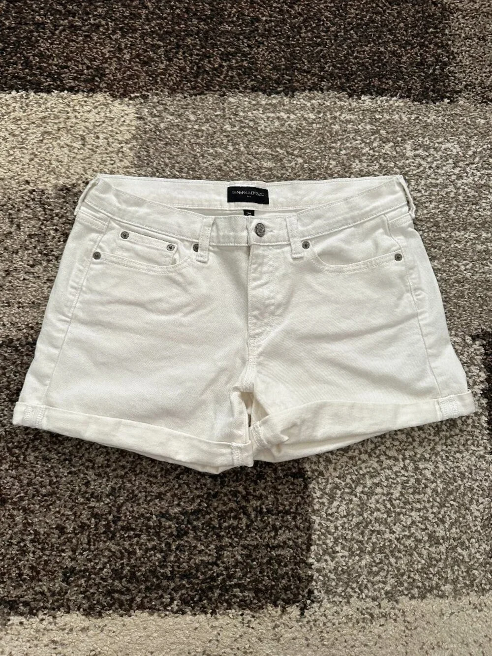 BANANA REPUBLIC (6) White Denim Shorts 3.5